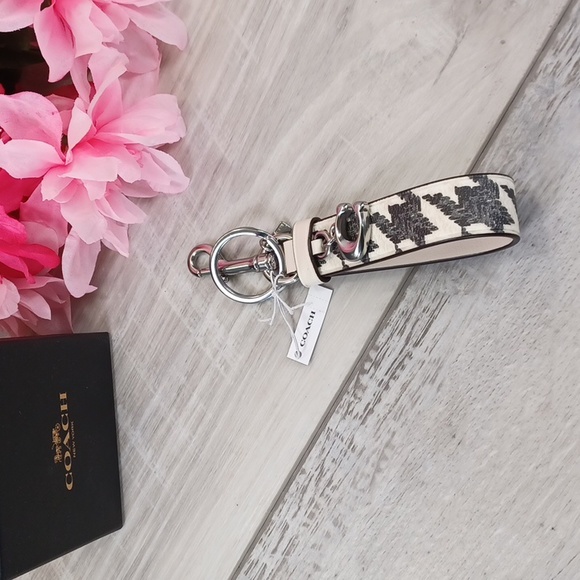 Coach Accessories - Coach Keyring Houndstooth NWT